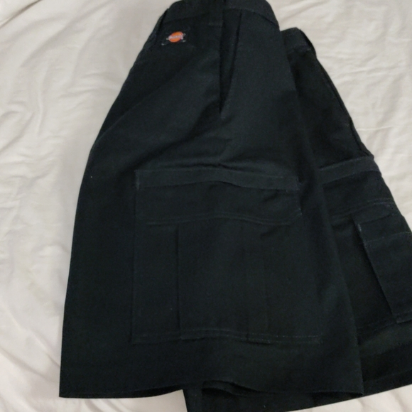 Shorts - Picture 6 of 6